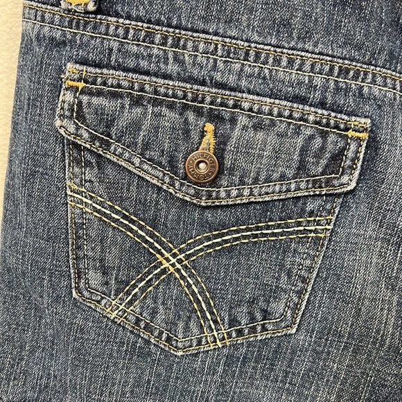 Tommy Hilfiger Denim Jean Shorts 8 Dark Wash Distressed - Picture 5 of 9